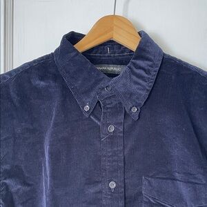 Banana Republic Men's Dark Blue Corduroy Shirt